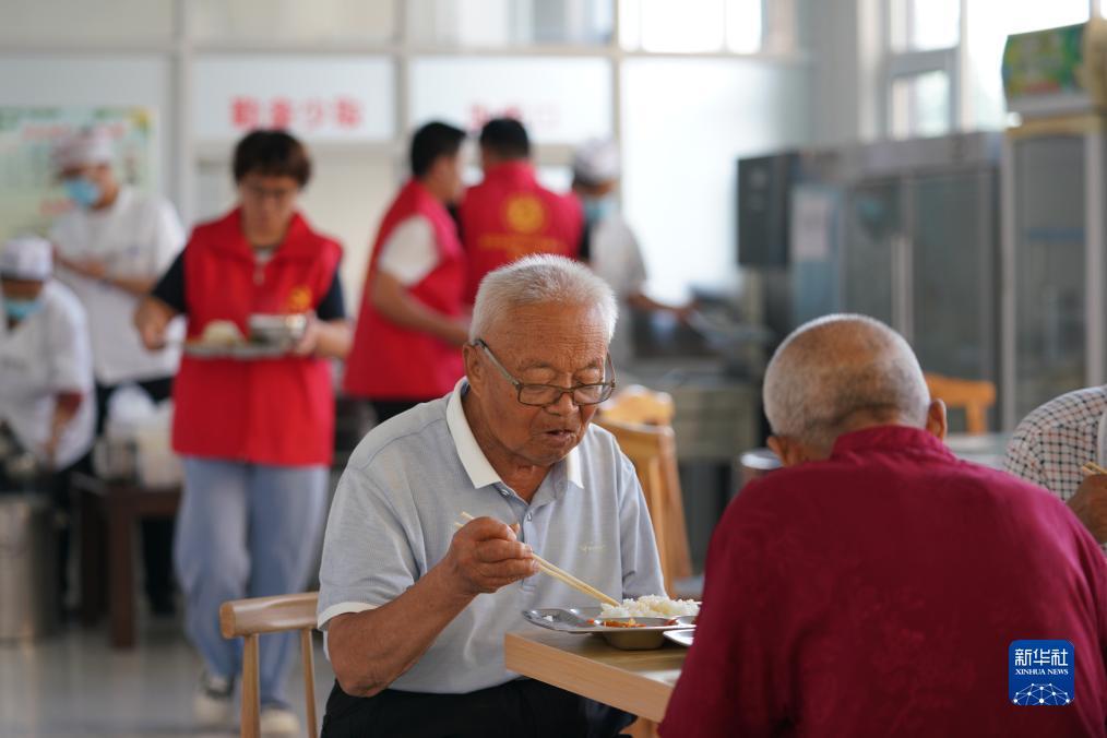 聚游棋牌官网